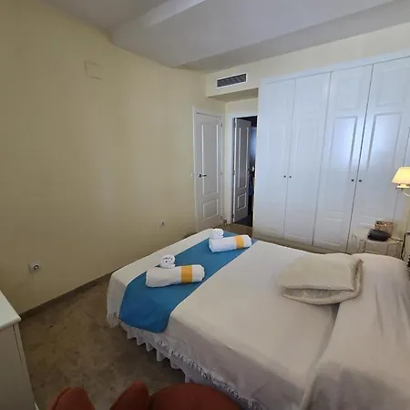 Apartamento Con Vistas Al Mar Cerca Del Centro *